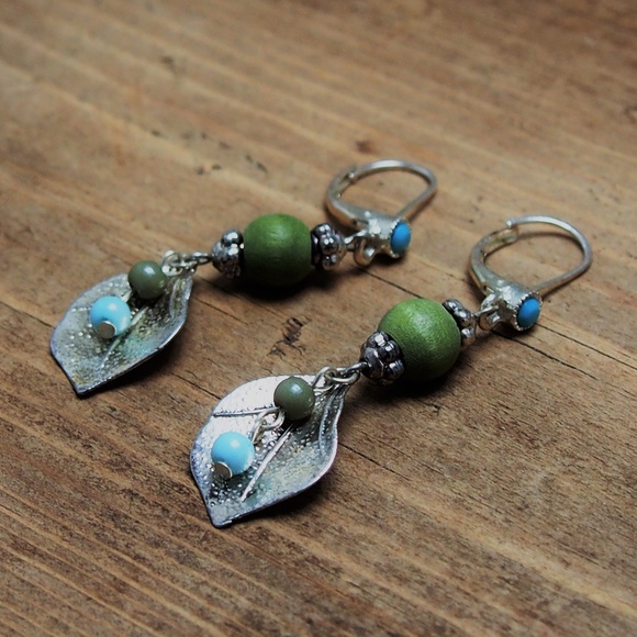 Fashion Jewelry Jewelry - Leaf Dangles! Mix & Match Sale 2 for $10!